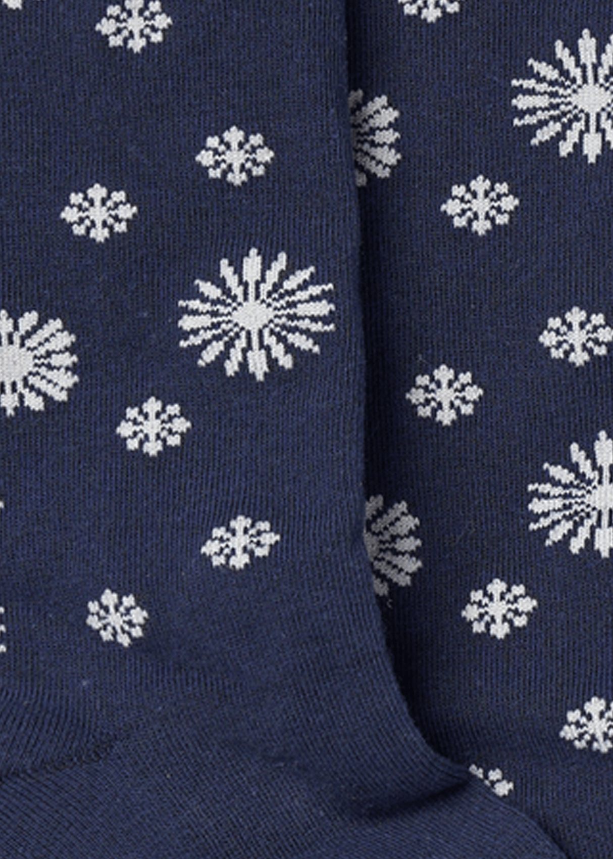 Everyday Comfort Socks | Snowflakes Pattern.