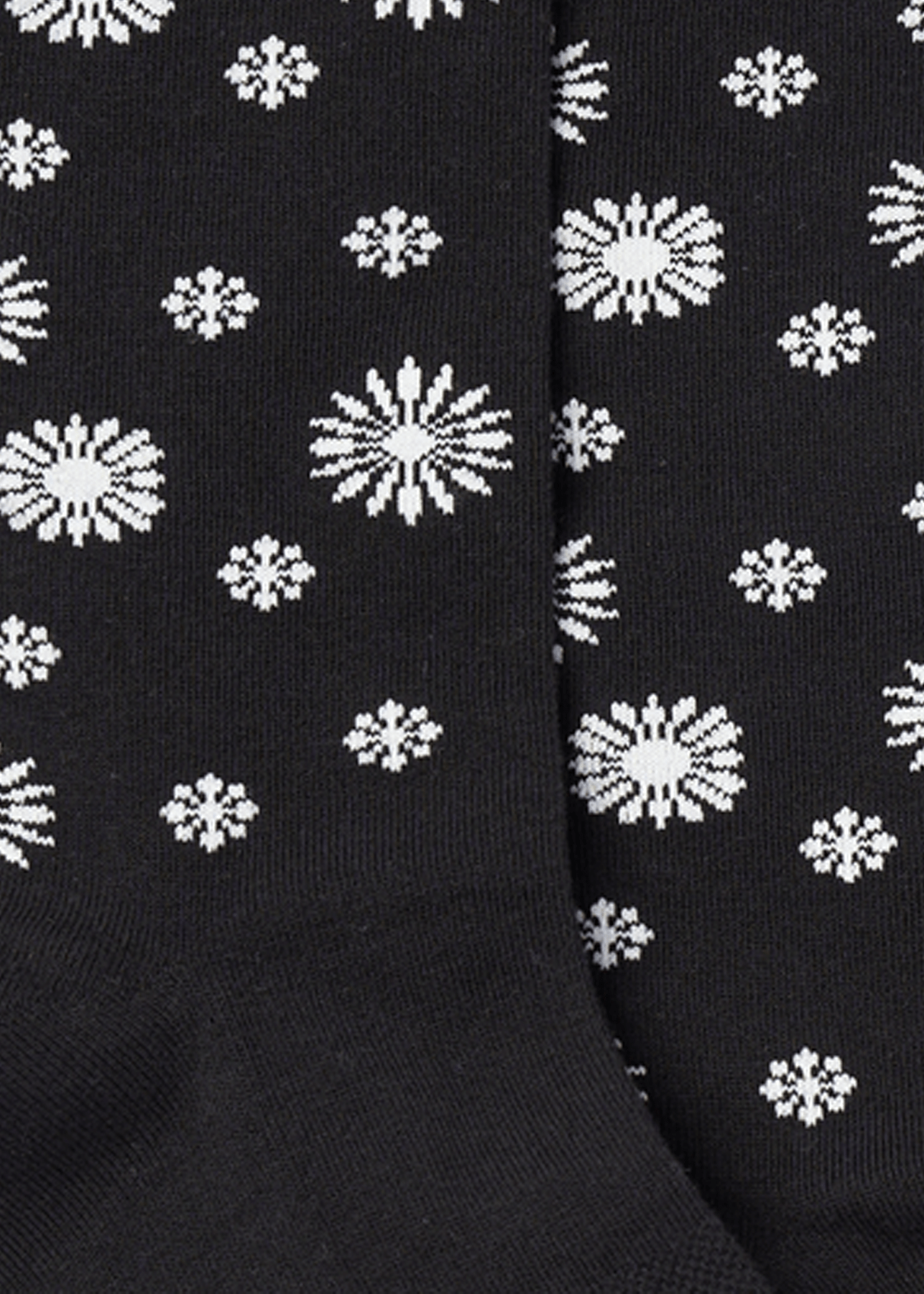 Everyday Comfort Socks | Snowflakes Pattern.