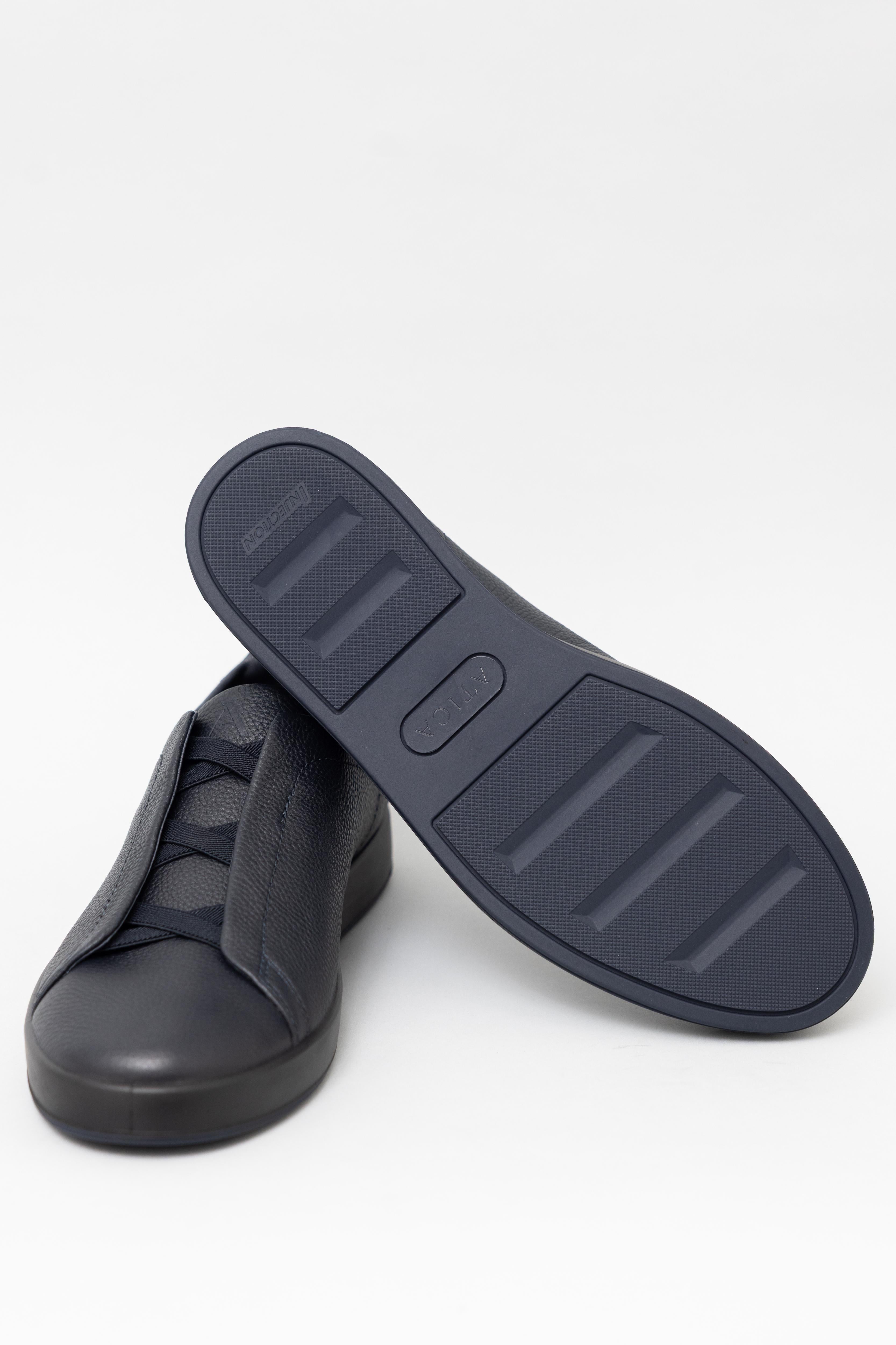 Navy Laceless Leather Sneaker