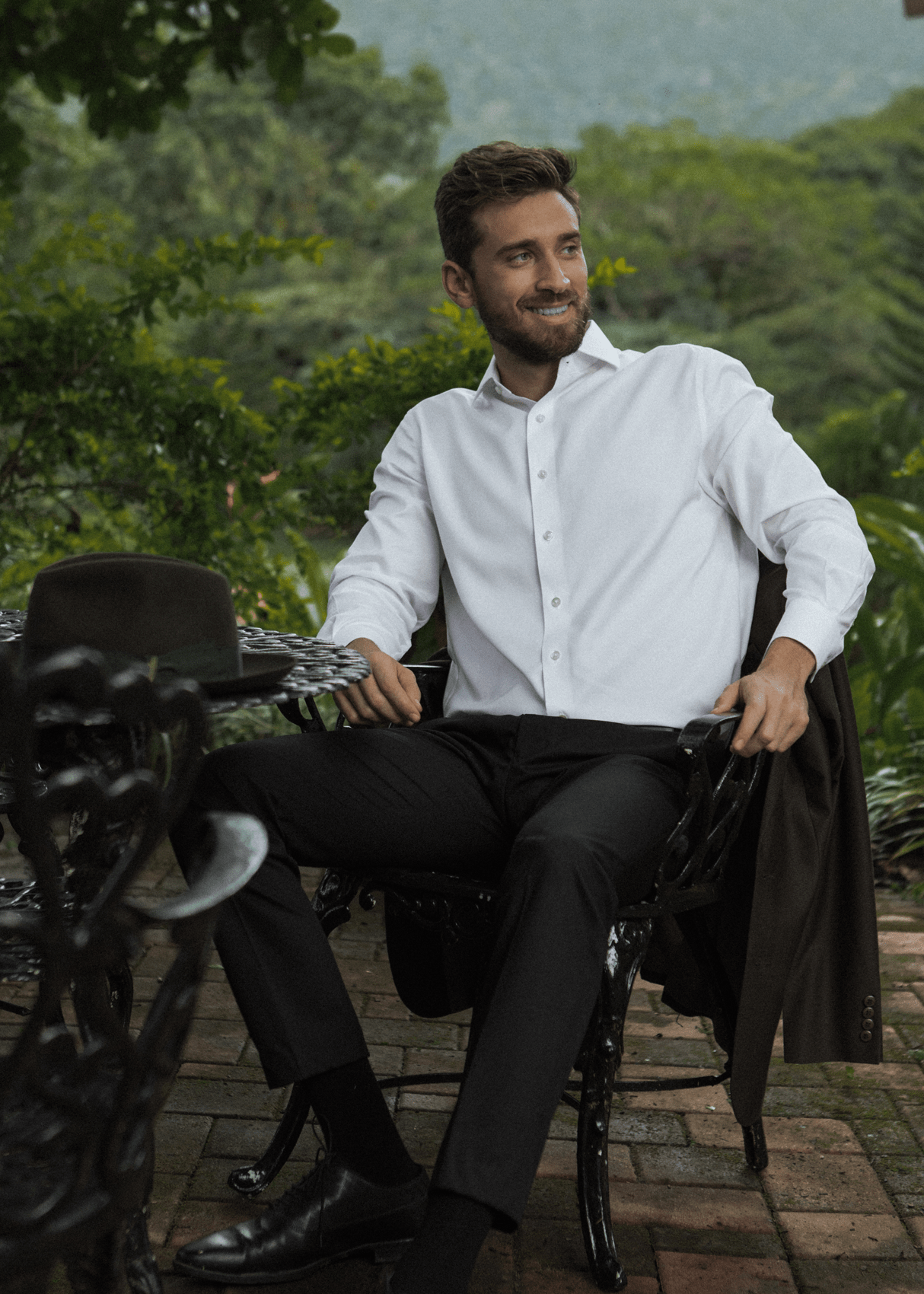 Milano White Dress Shirt - Contemporary – Non-Iron, Wrinkle-Resistant, Breathable Cotton, Tailored Fit