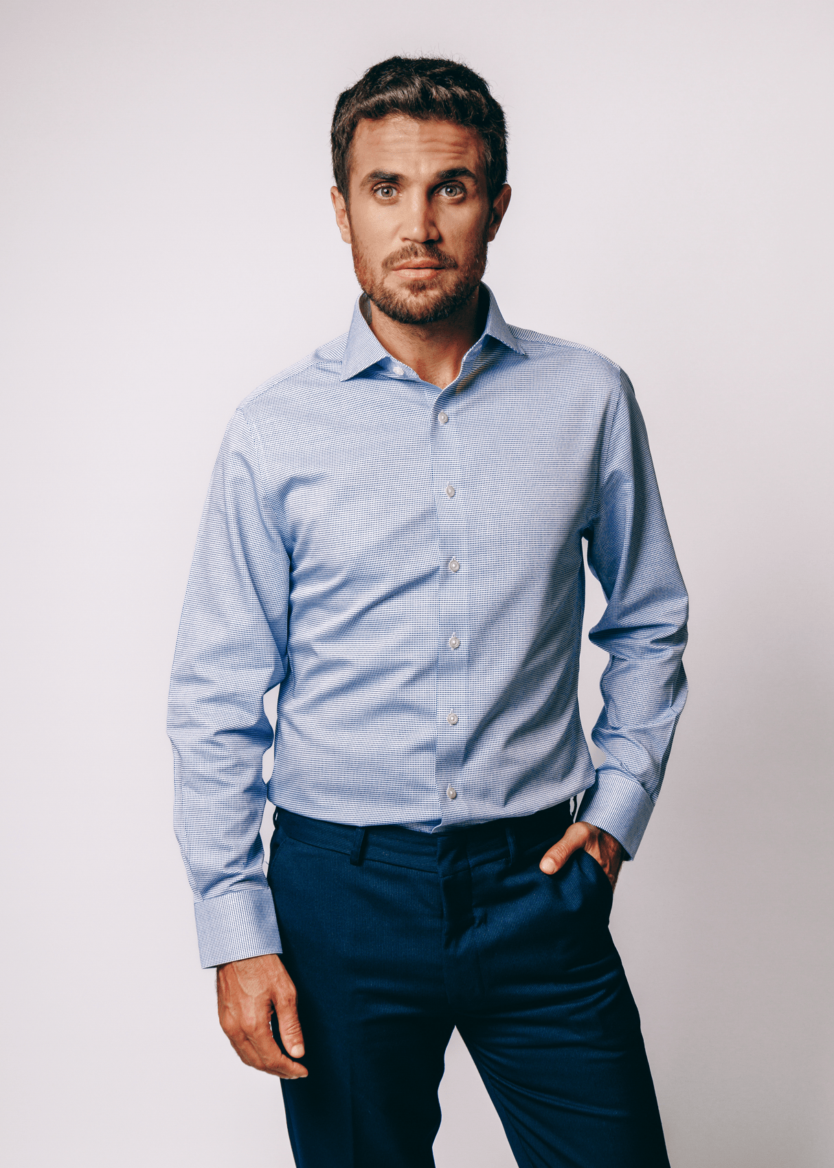 Greenwich Blue Check Dress Shirt – Non-Iron, Wrinkle-Resistant, Breathable Cotton, Classic Fit