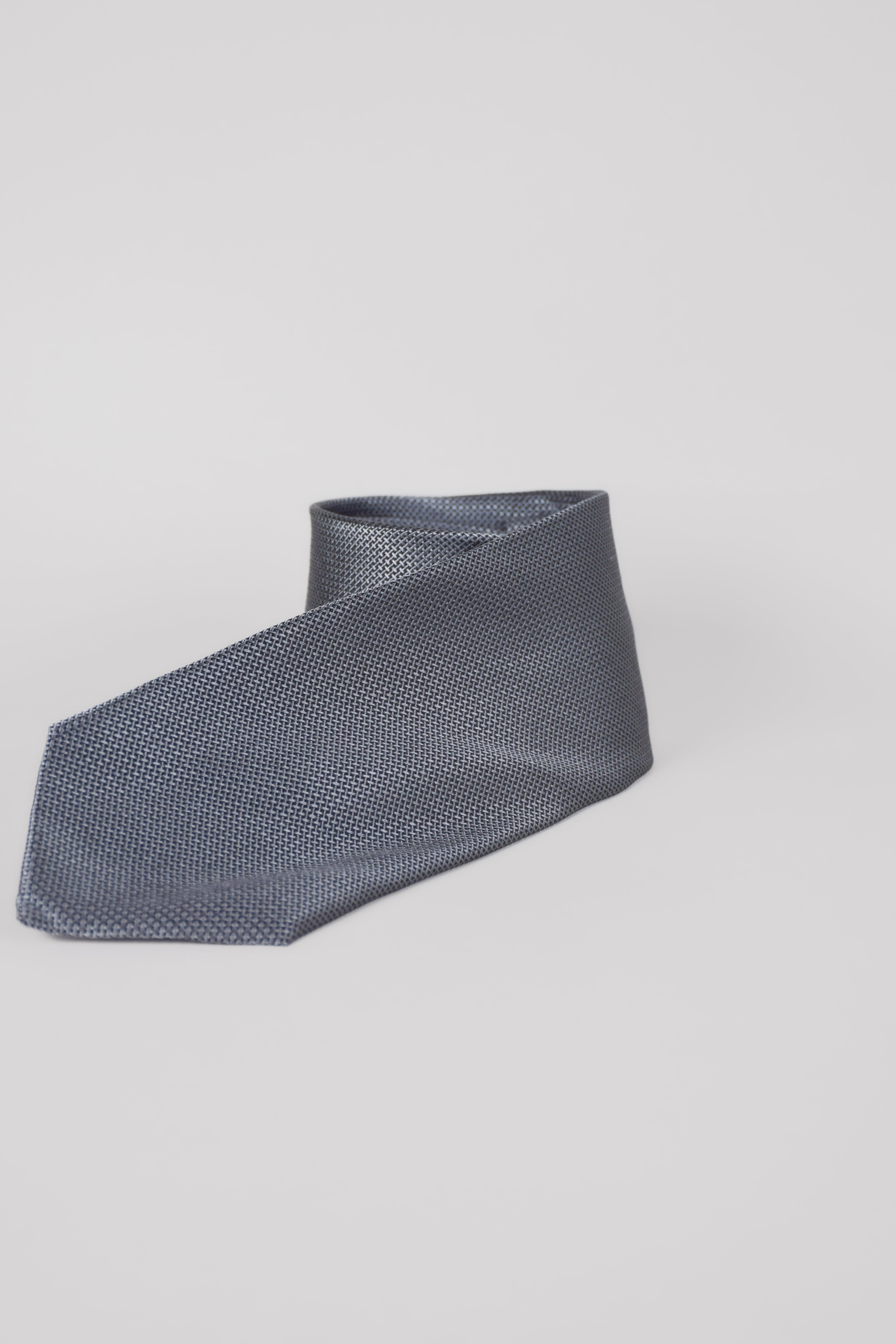 Woven Tie | Pure Silk |  Textured Herringbone Pattern - Atica Man