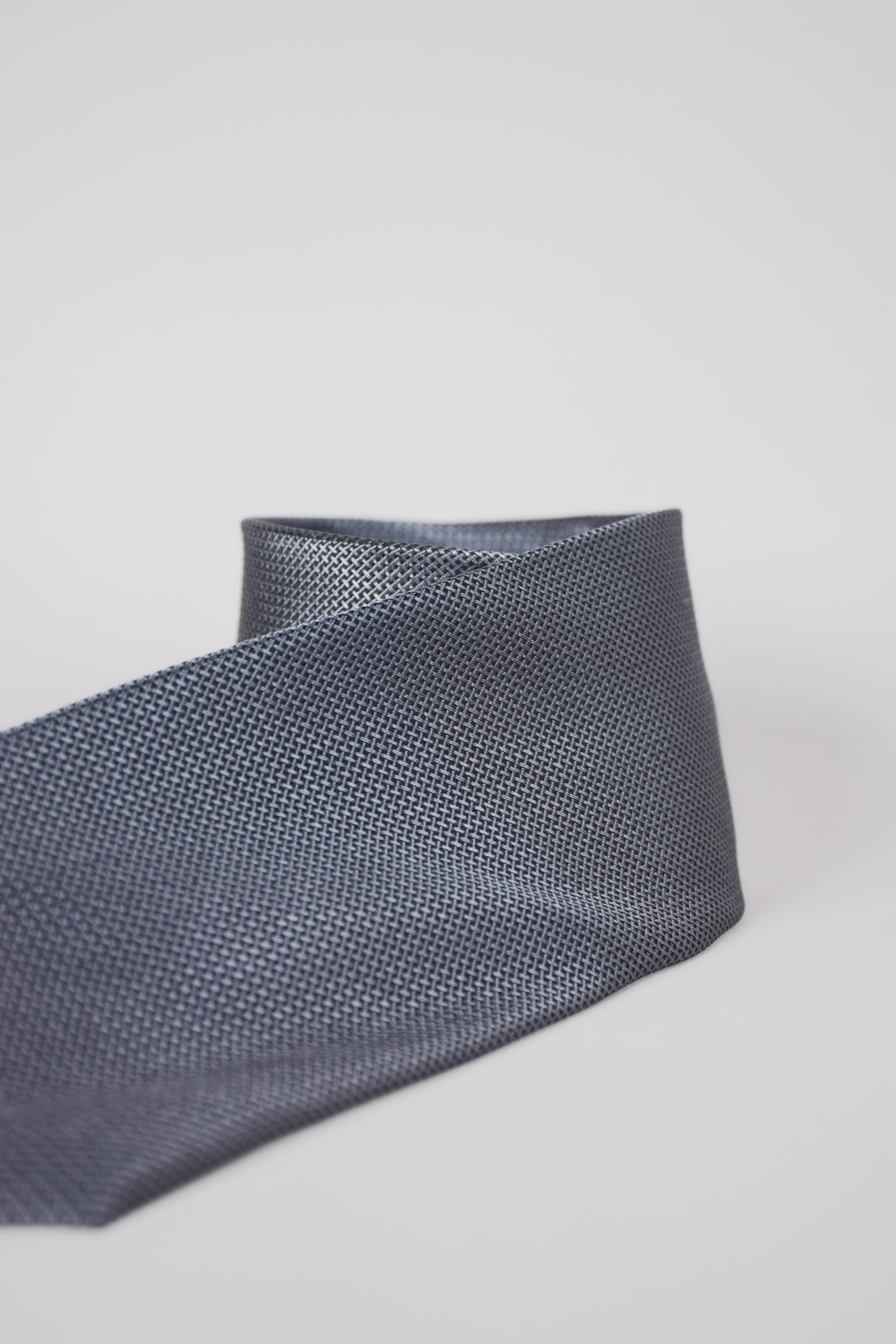 Woven Tie | Pure Silk |  Textured Herringbone Pattern - Atica Man