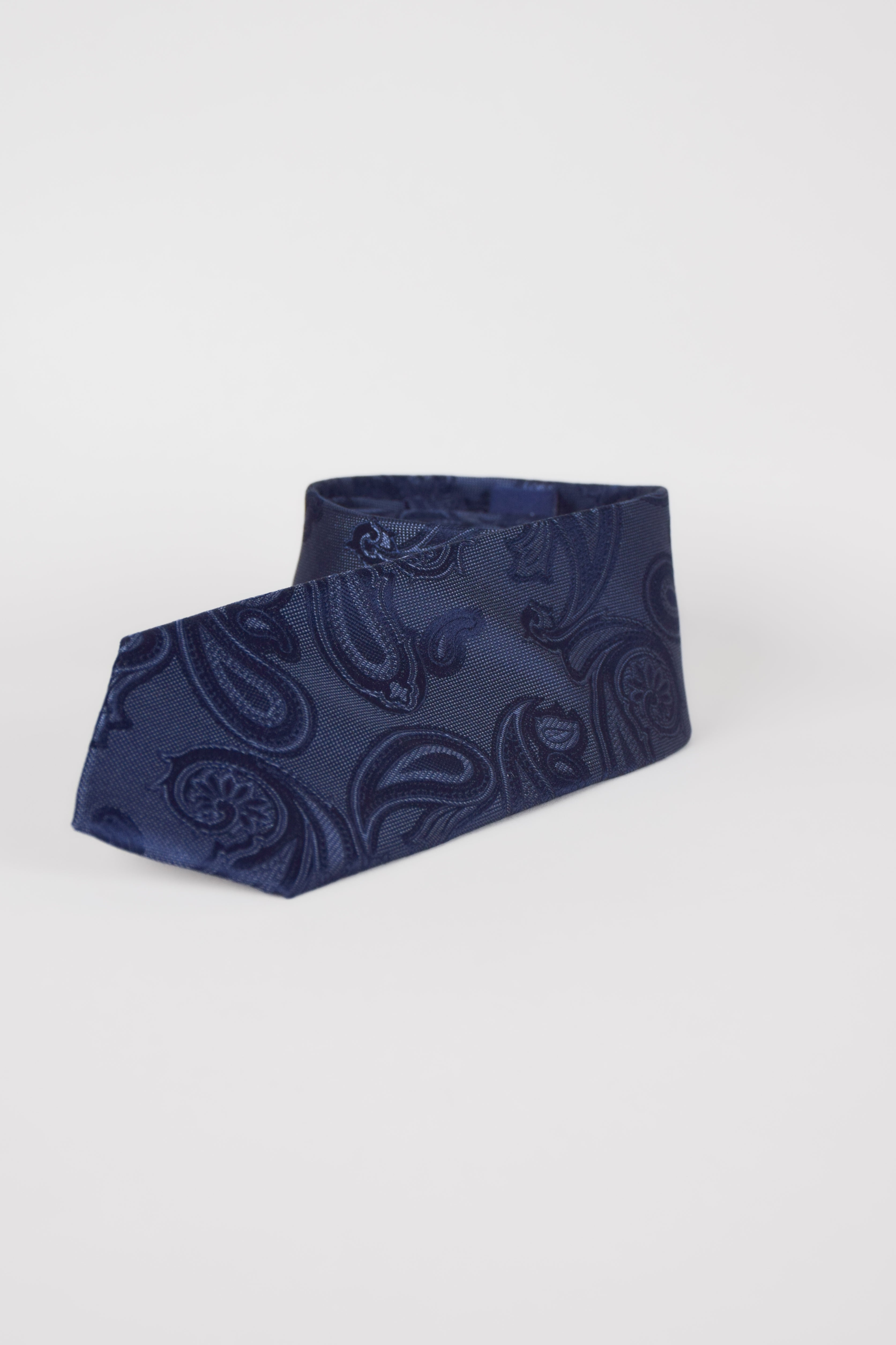 Woven Tie | Pure Silk |  Tone-on-Tone Paisley Pattern - Atica Man